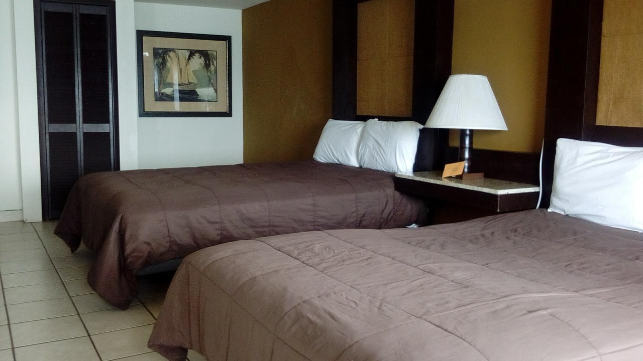 Hotel Calafia Rosarito Esterno foto